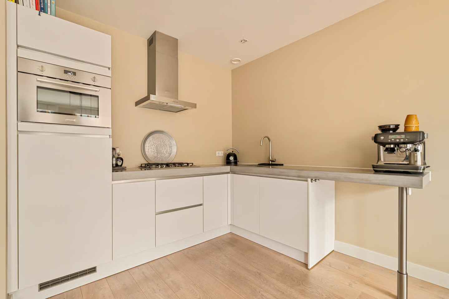 Appartement te koop: Wakkerstraat 10-2, Amsterdam