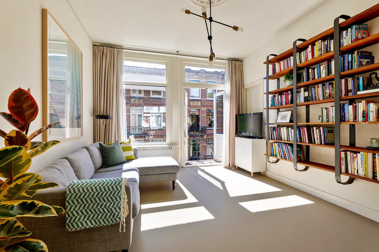 Appartement te koop: Zacharias Jansestraat 16-2, Amsterdam