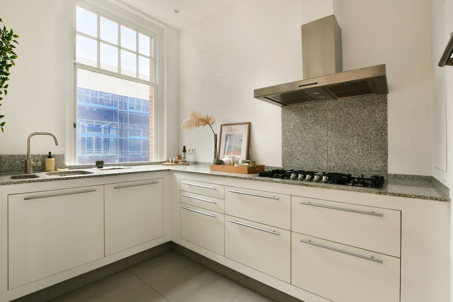 Appartement te koop: Zacharias Jansestraat 32-2, Amsterdam