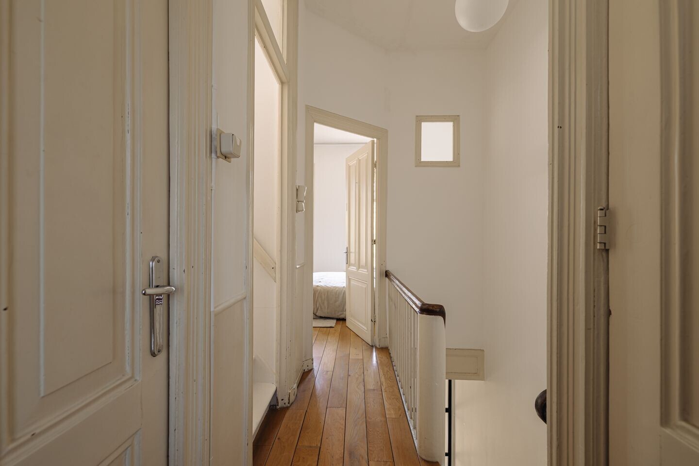 Tussenwoning te koop: Hogeweg 57, Amsterdam
