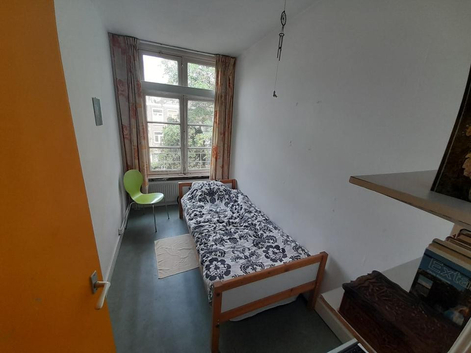 Appartement te koop: Helmholtzstraat 7, Amsterdam
