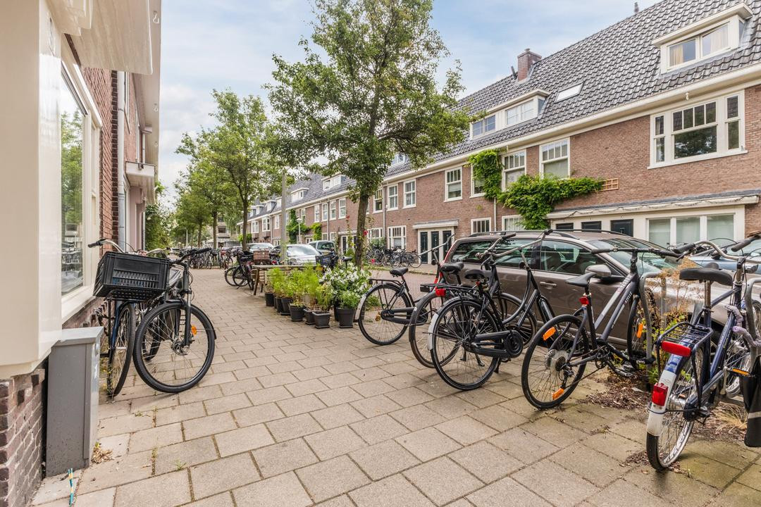 Appartement te koop: Helmholtzstraat 9-1, Amsterdam