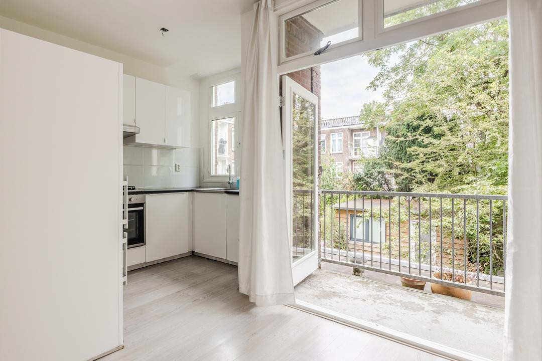 Appartement te koop: Helmholtzstraat 9-1, Amsterdam