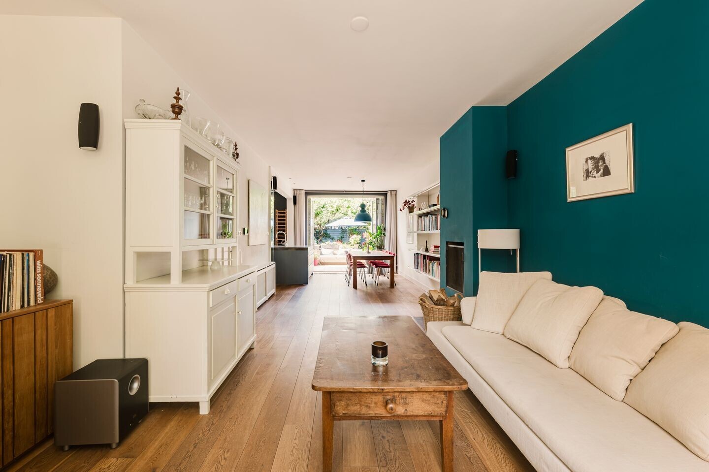 Tussenwoning te koop: Voltaplein 1, Amsterdam