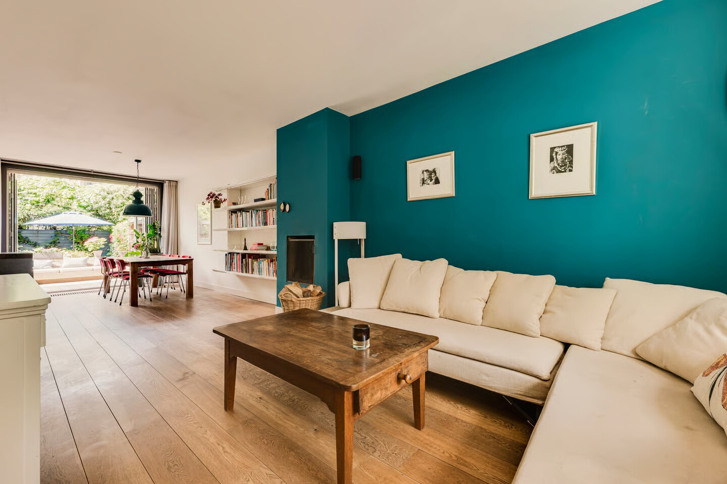 Tussenwoning te koop: Voltaplein 1, Amsterdam
