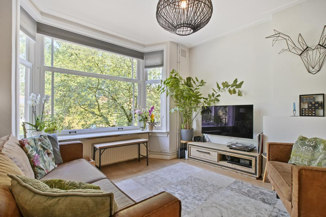 Appartement te koop: Voltaplein 26, Amsterdam