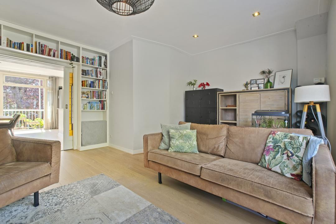 Appartement te koop: Voltaplein 26, Amsterdam