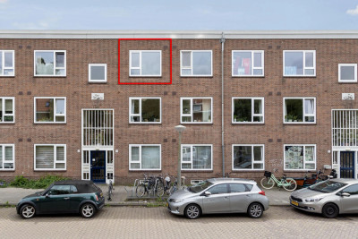 Appartement te koop Johannes van der Waalsstraat 6-2