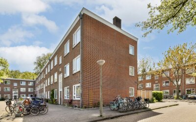 Mendelhof 1-2