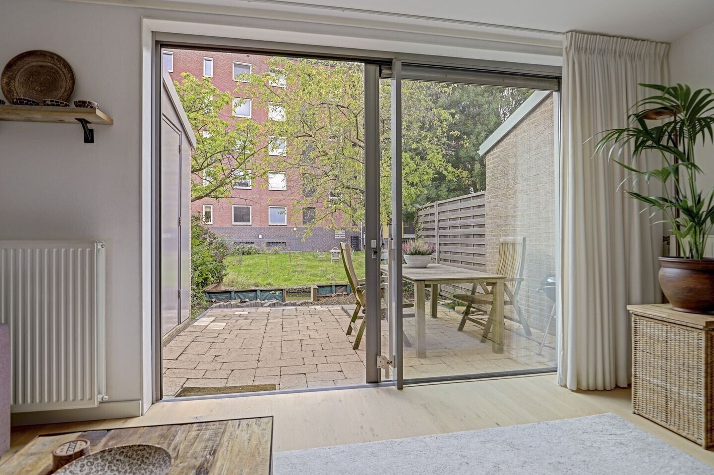 Tussenwoning te koop: Bernabeuhof 48, Amsterdam