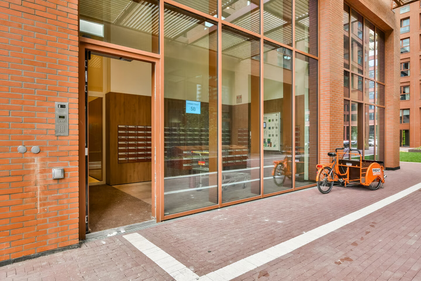Appartement te koop: Hiraistraat 5B53, Amsterdam