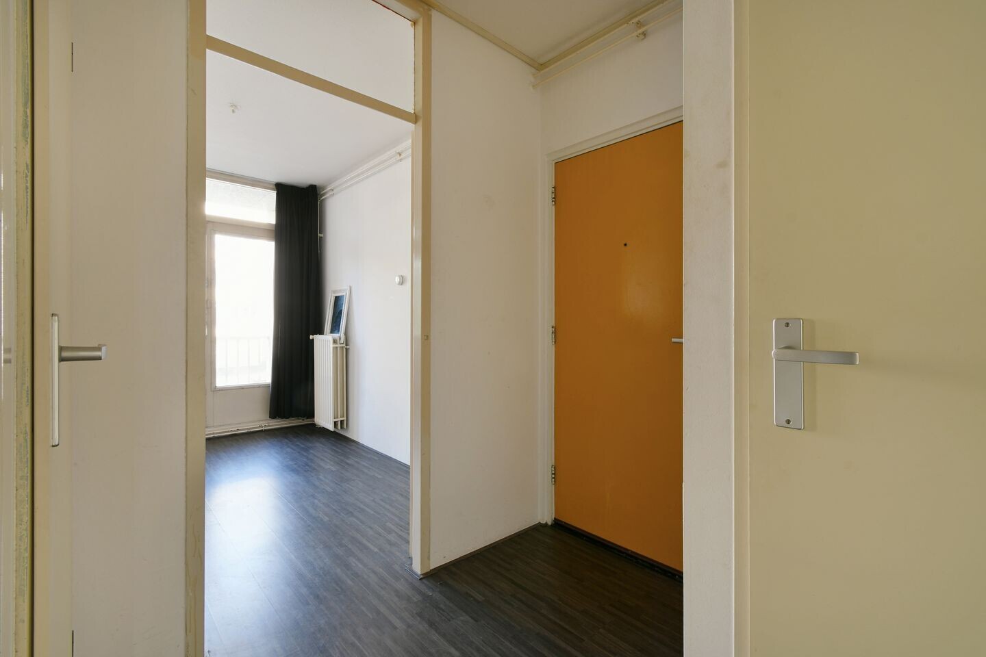 Studio te koop: Chestertonlaan 213, Amsterdam