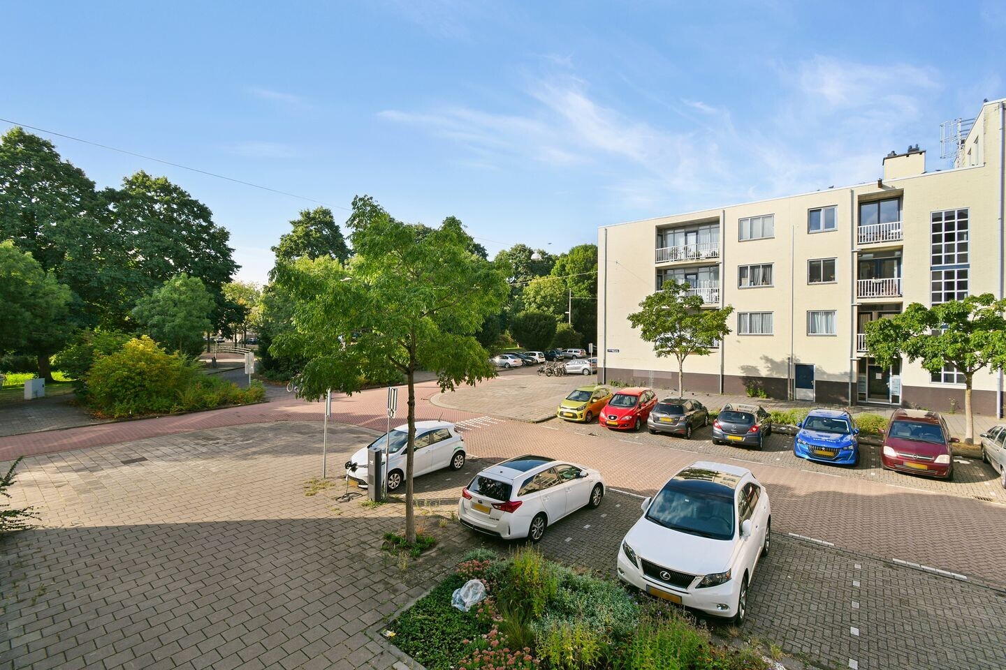 Studio te koop: Chestertonlaan 213, Amsterdam