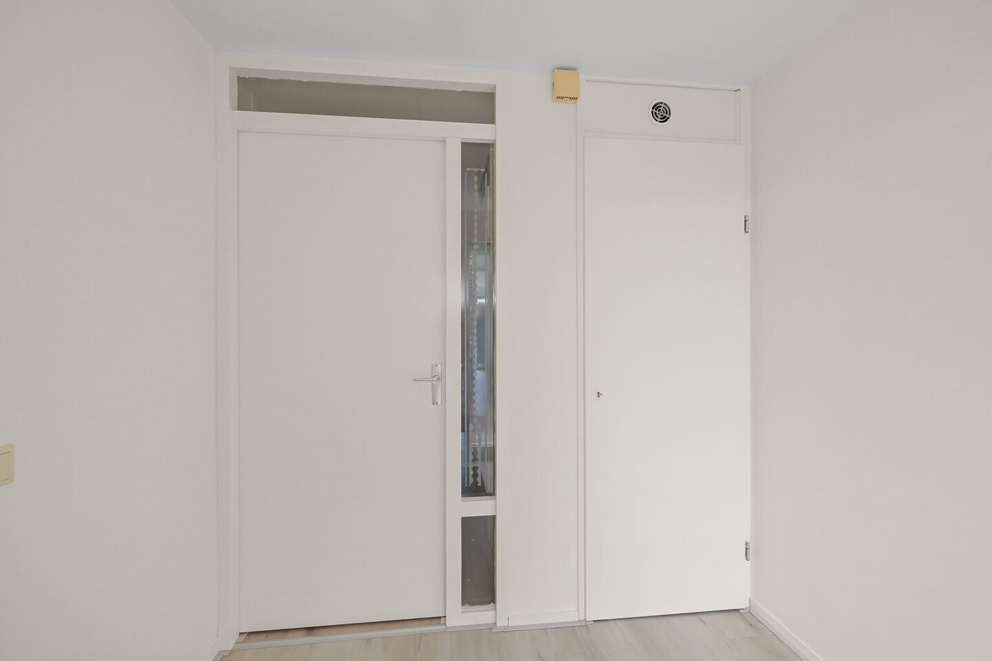 Tussenwoning te koop: Raden Adjeng Kartinistraat 41, Amsterdam