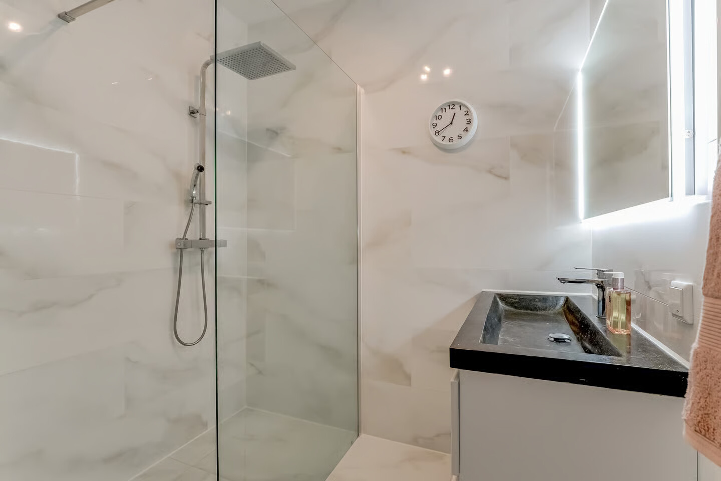 Tussenwoning te koop: Gaandeweg 85, Amsterdam