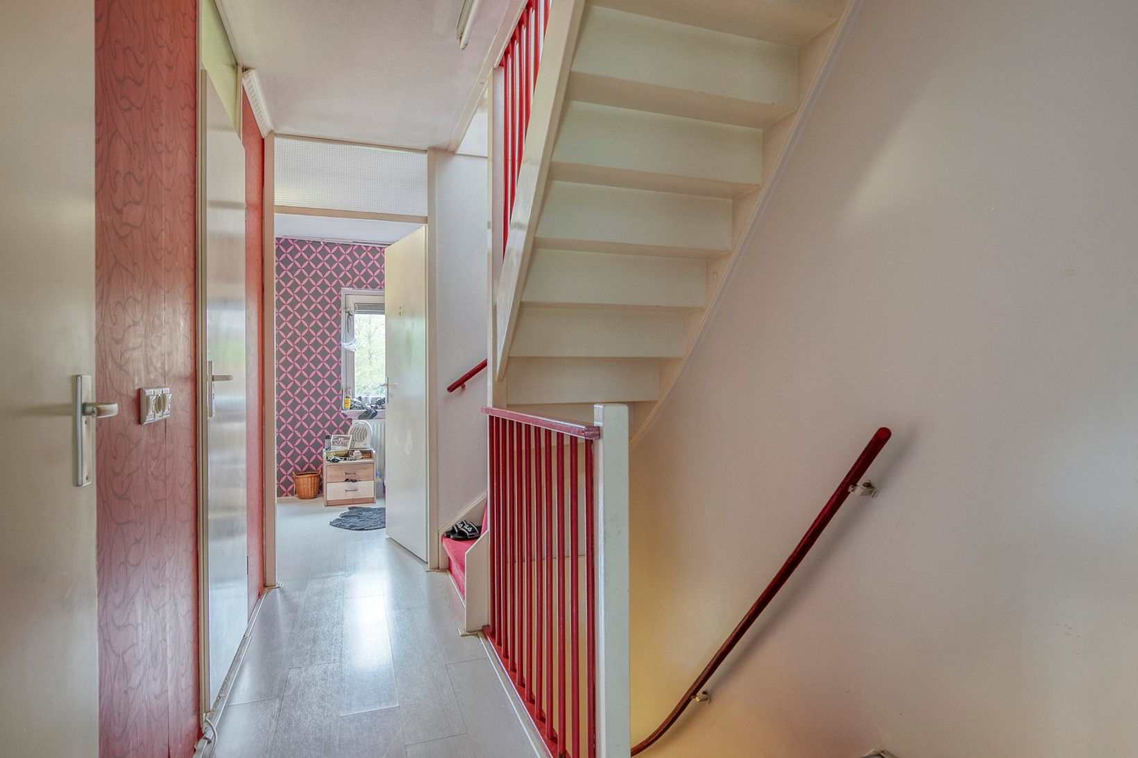 Tussenwoning te koop: Tulastraat 37, Amsterdam