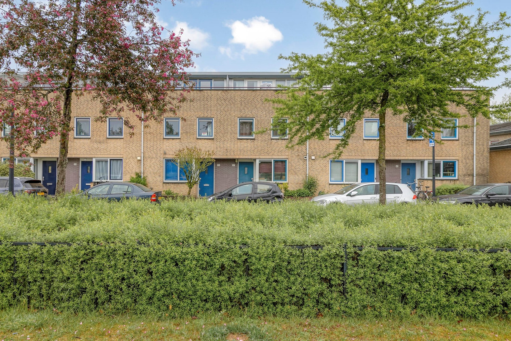 Tussenwoning te koop: Tulastraat 37, Amsterdam