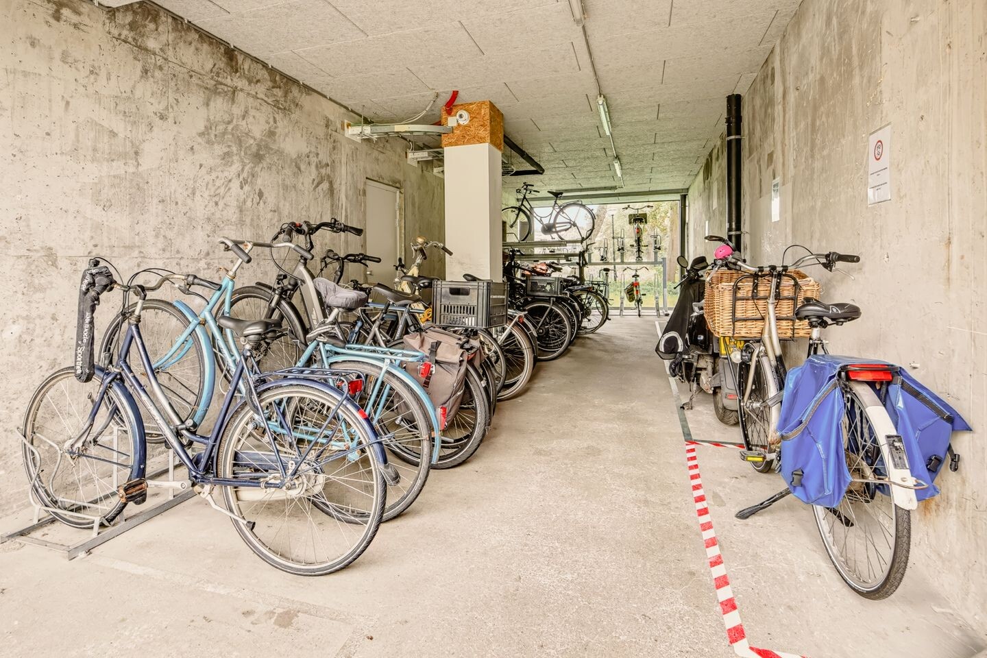 Appartement te koop: Kleiburg 705, Amsterdam