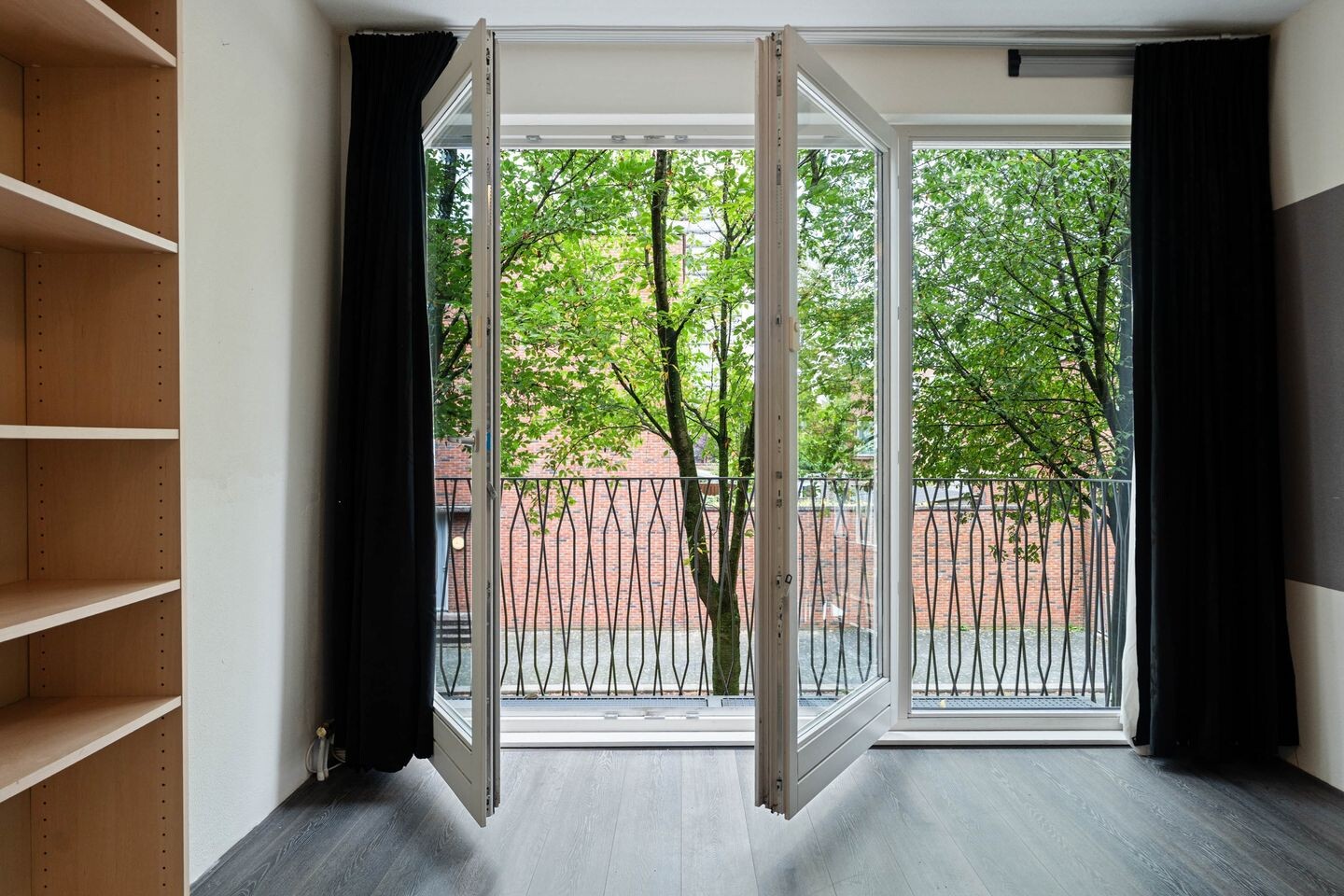 Tussenwoning te koop: Komijnstraat 47, Amsterdam