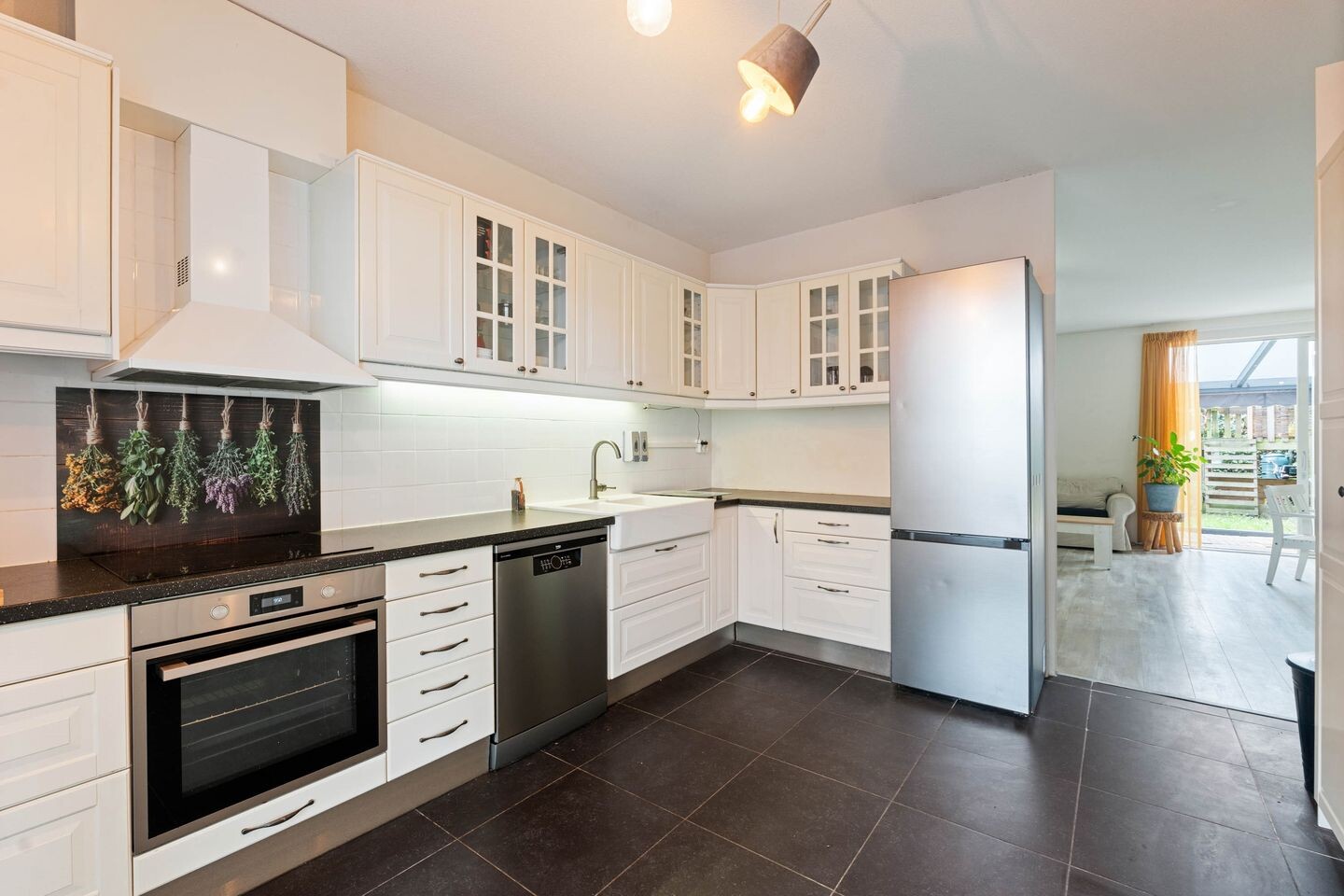 Tussenwoning te koop: Komijnstraat 47, Amsterdam