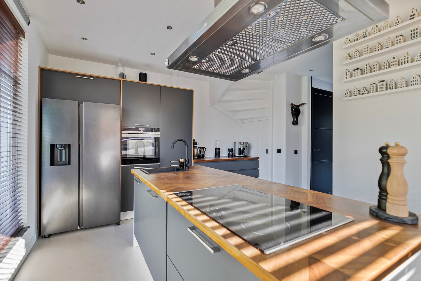 Hoekwoning te koop: Komijnstraat 55, Amsterdam
