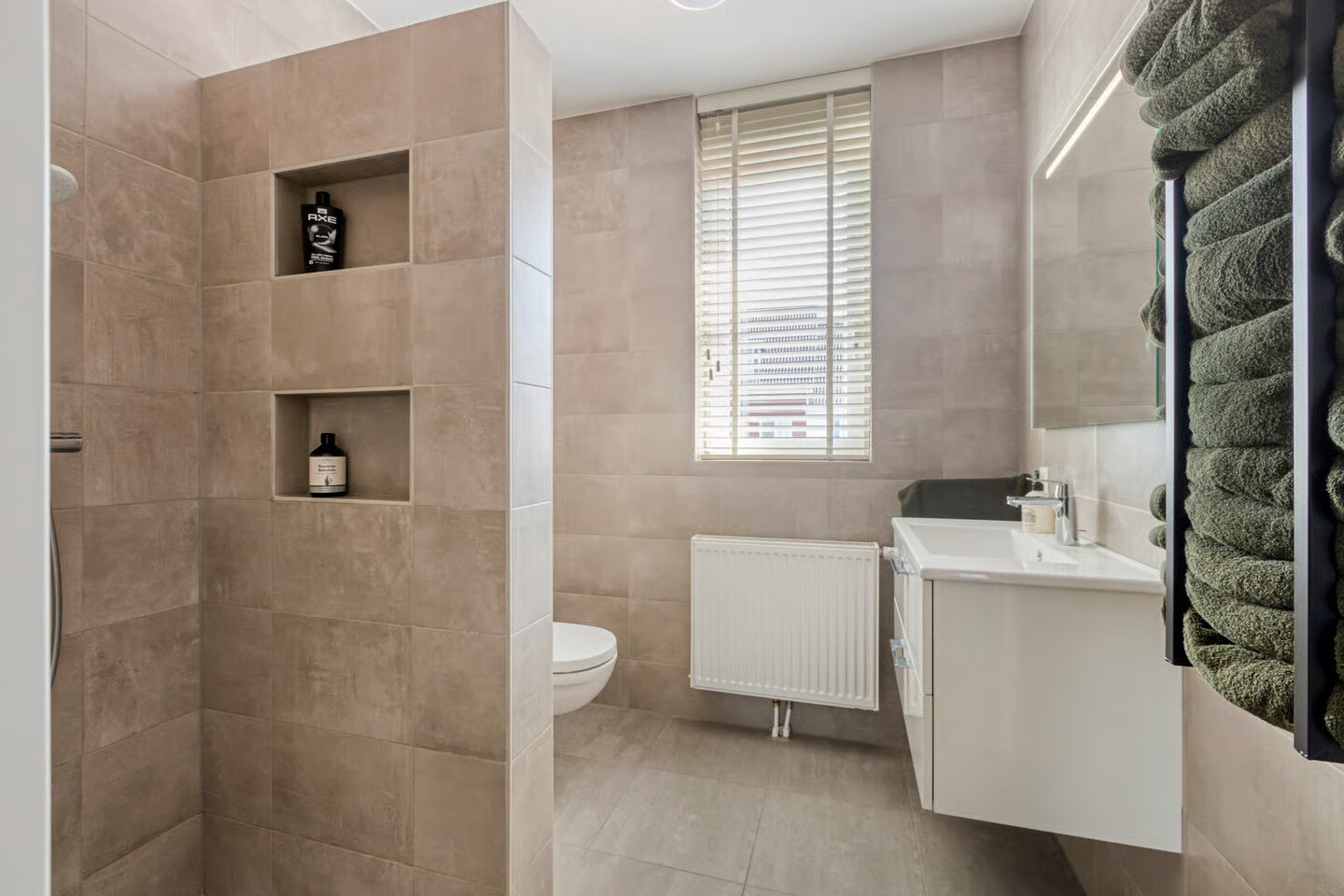 Tussenwoning te koop: Gooise Kant 282, Amsterdam