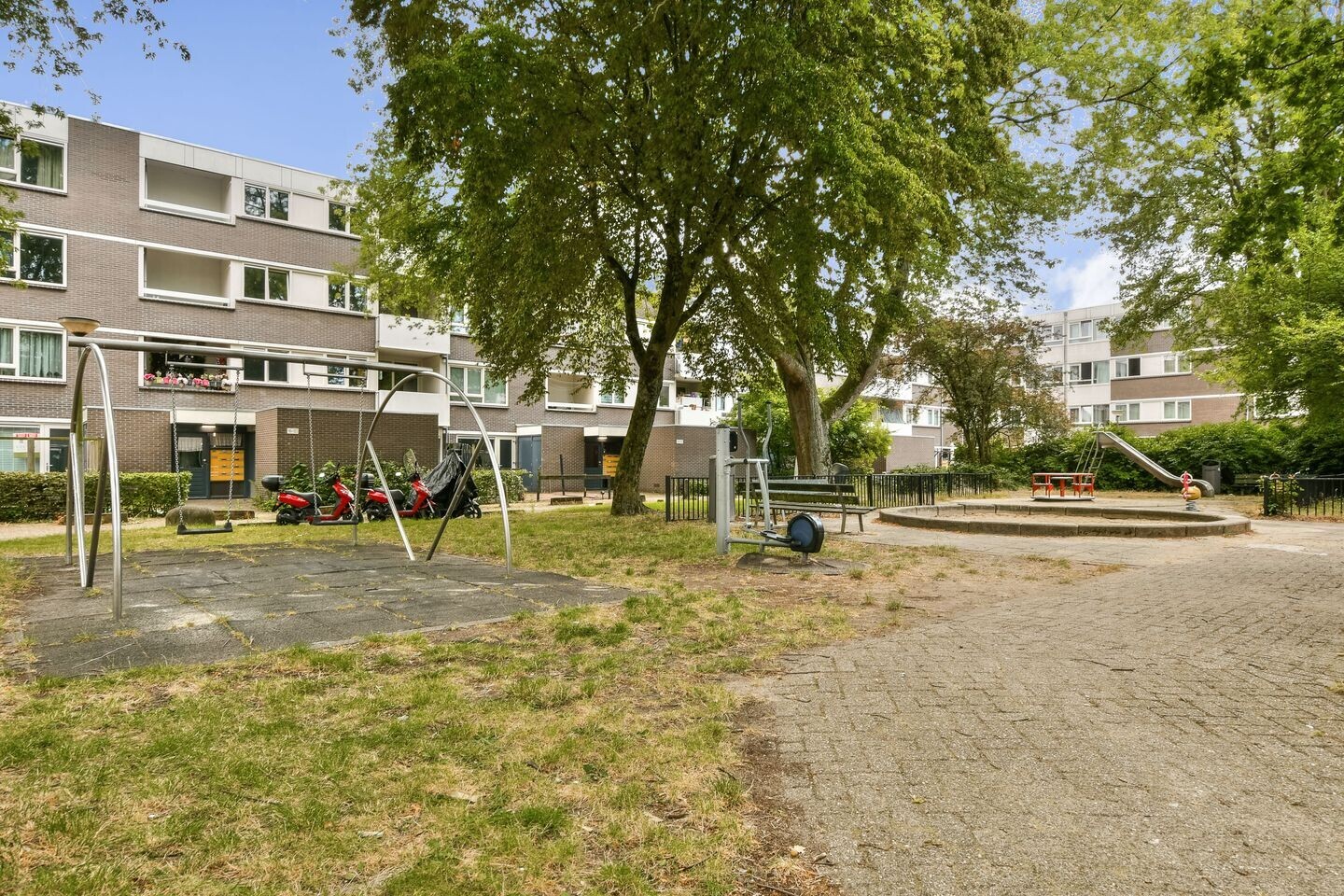 Appartement te koop: Montfoorthof 149, Amsterdam
