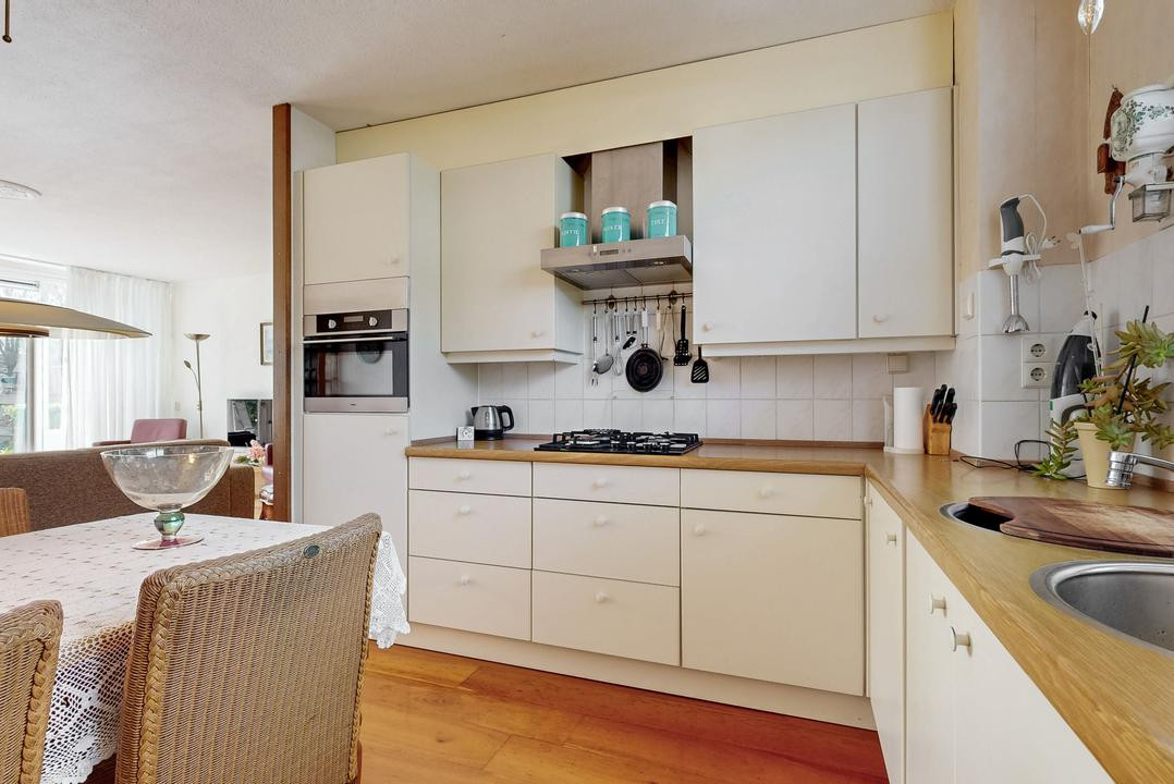 Tussenwoning te koop: Jan Nautahof 68, Amsterdam