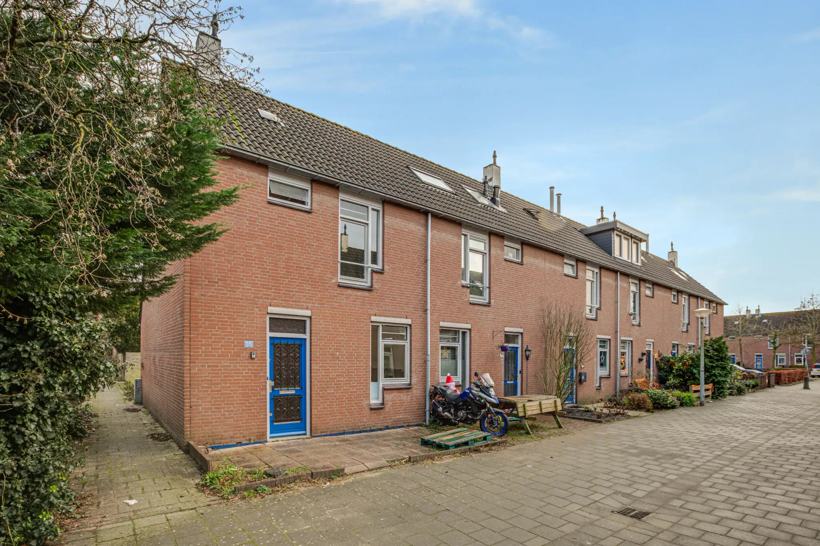 Hoekwoning te koop: Wethouder In 't Veldstraat 35, Amsterdam