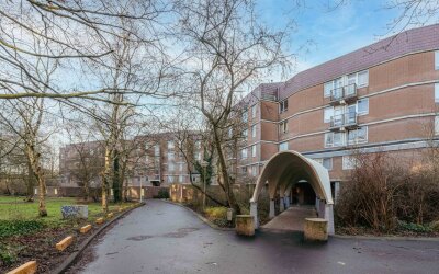 Leusdenhof 220
