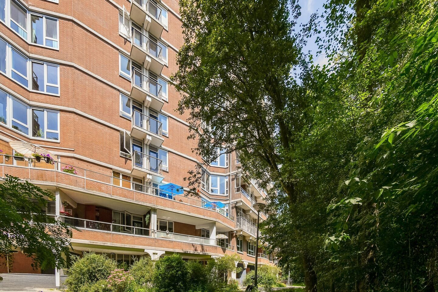 Appartement te koop: Leksmondhof 339, Amsterdam