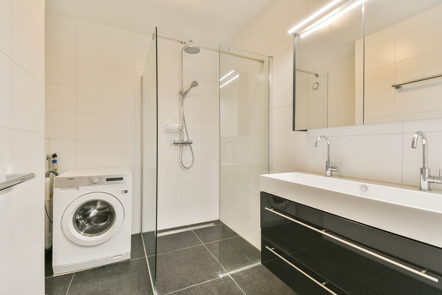 Appartement te koop: Leksmondhof 339, Amsterdam