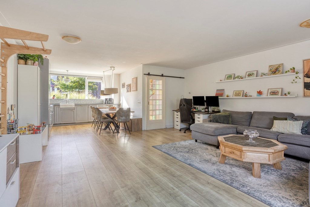Tussenwoning te koop: Winterstraat 14, Amsterdam