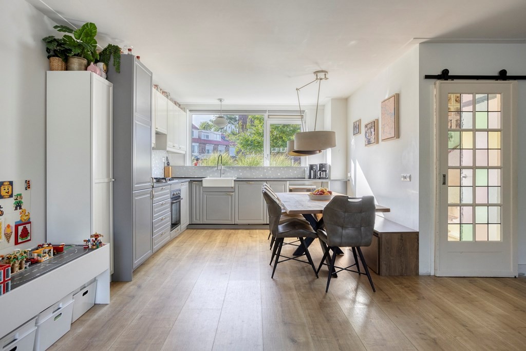 Tussenwoning te koop: Winterstraat 14, Amsterdam