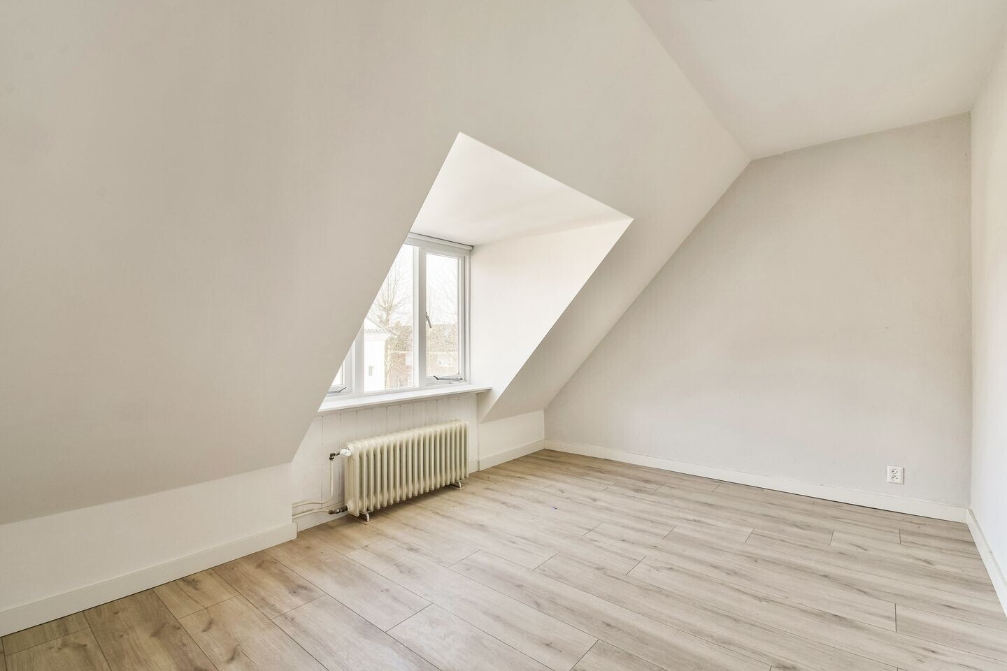 Tussenwoning te koop: Johan van Soesdijkstraat 15, Diemen