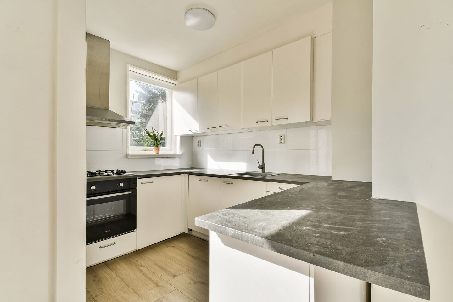 Tussenwoning te koop: Johan van Soesdijkstraat 15, Diemen