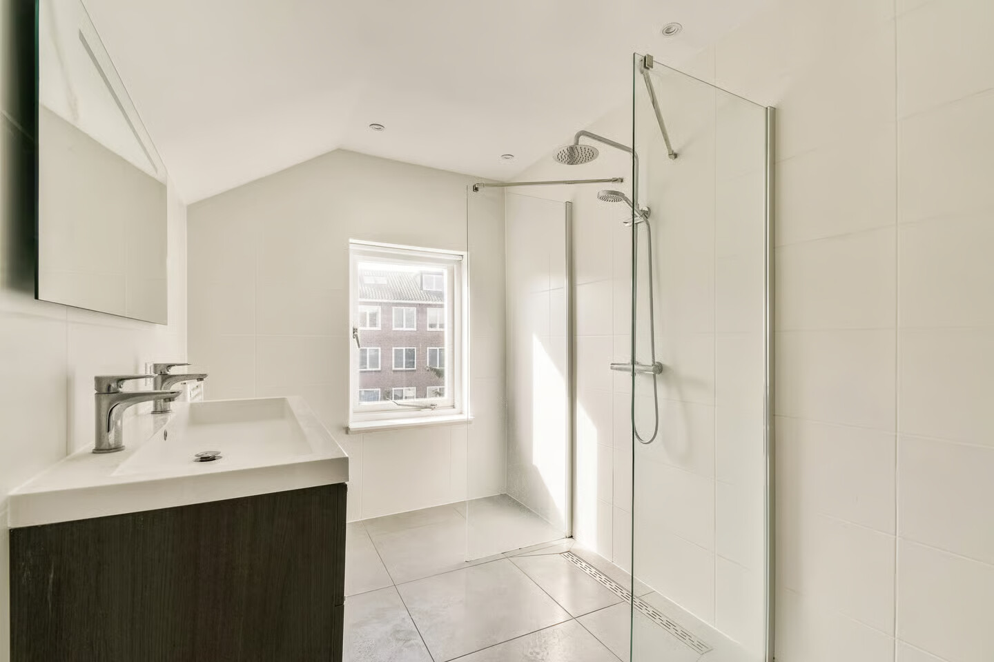 Tussenwoning te koop: Johan van Soesdijkstraat 15, Diemen