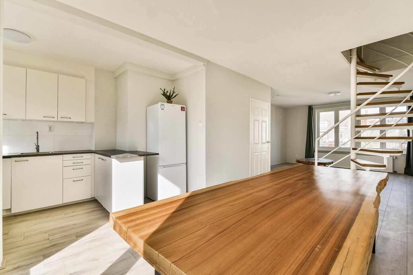Tussenwoning te koop: Johan van Soesdijkstraat 15, Diemen