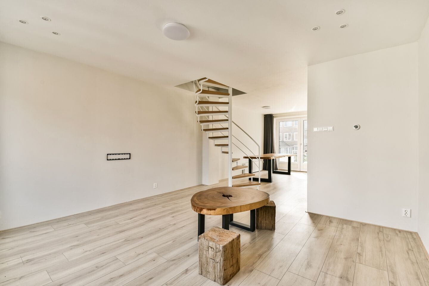 Tussenwoning te koop: Johan van Soesdijkstraat 15, Diemen