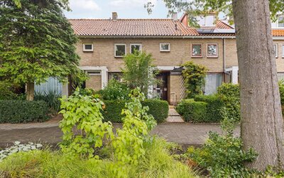 Huis te koop Burgemeester Bickerstraat 57