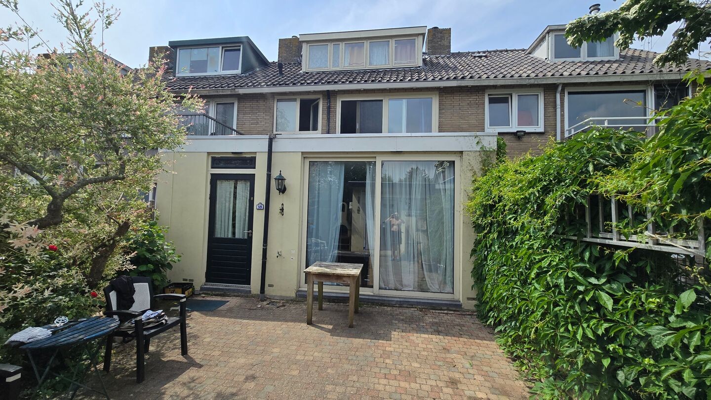 Tussenwoning te koop: Prinses Marijkestraat 18, Diemen