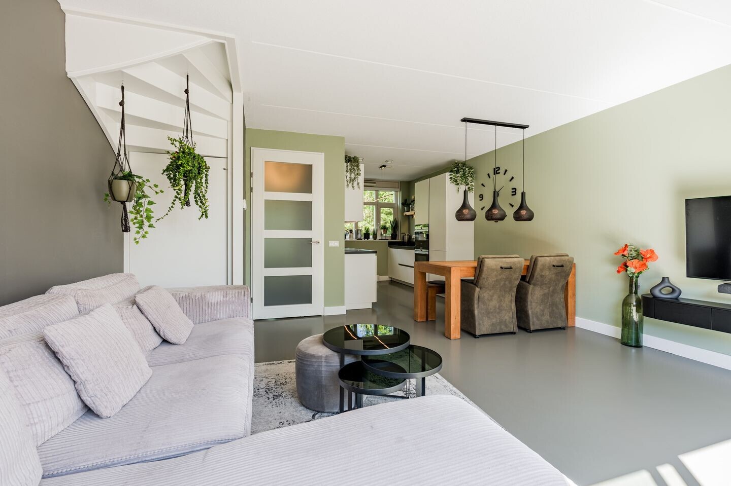 Tussenwoning te koop: Het Betonijzer 254, Diemen