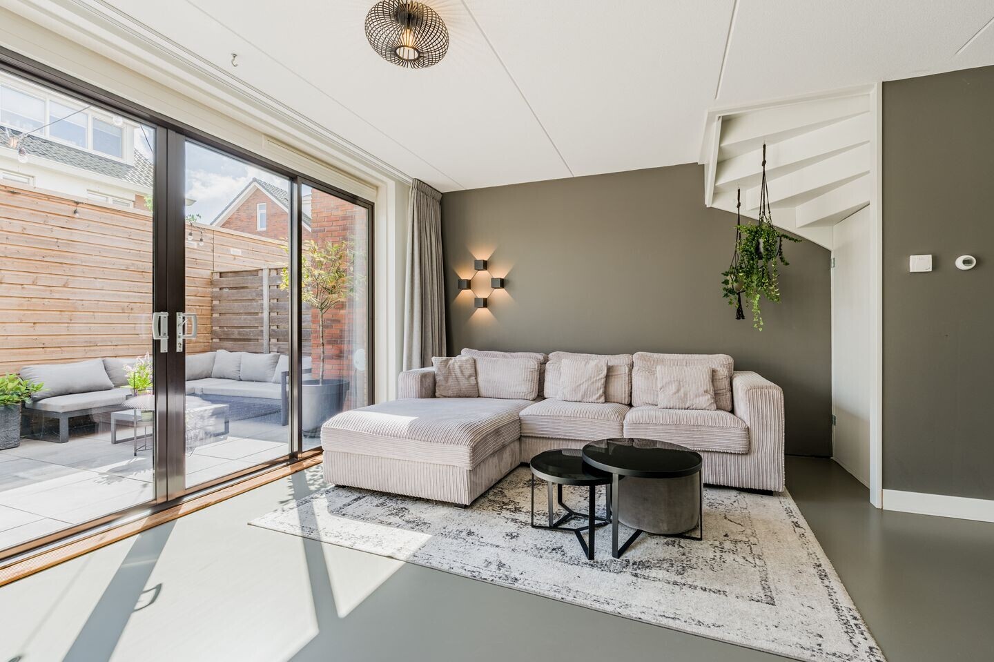 Tussenwoning te koop: Het Betonijzer 254, Diemen