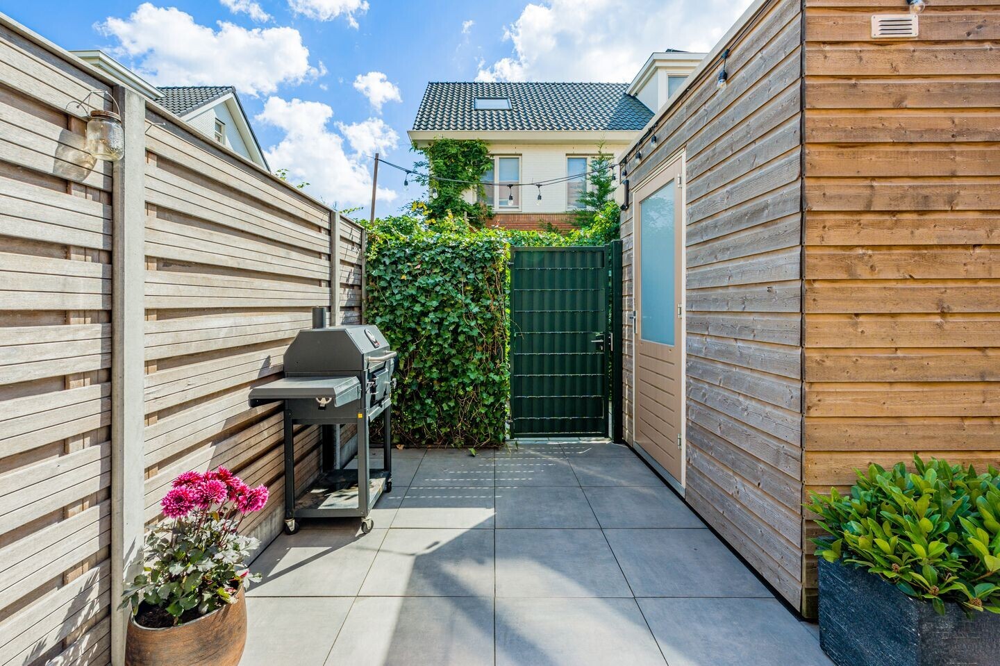 Tussenwoning te koop: Het Betonijzer 254, Diemen