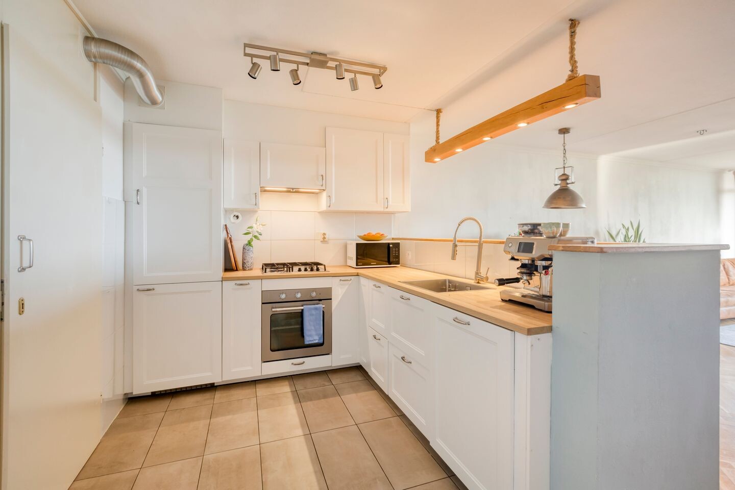 Appartement te koop: Zeezigt 218, Diemen