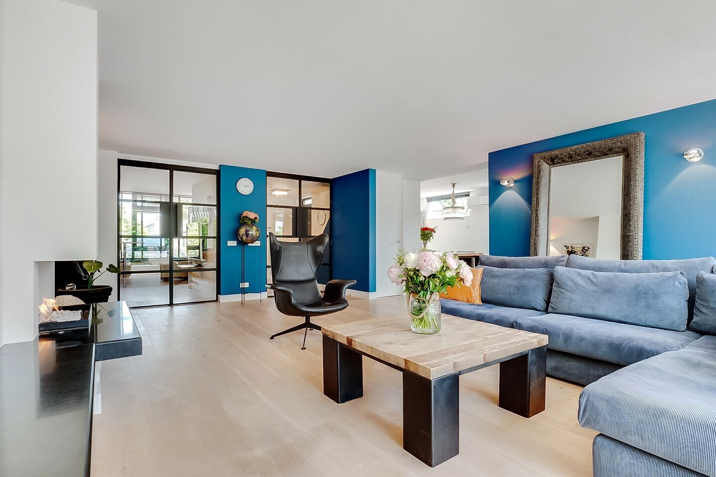 Hoekwoning te koop: Rietzangerweg 1, Diemen