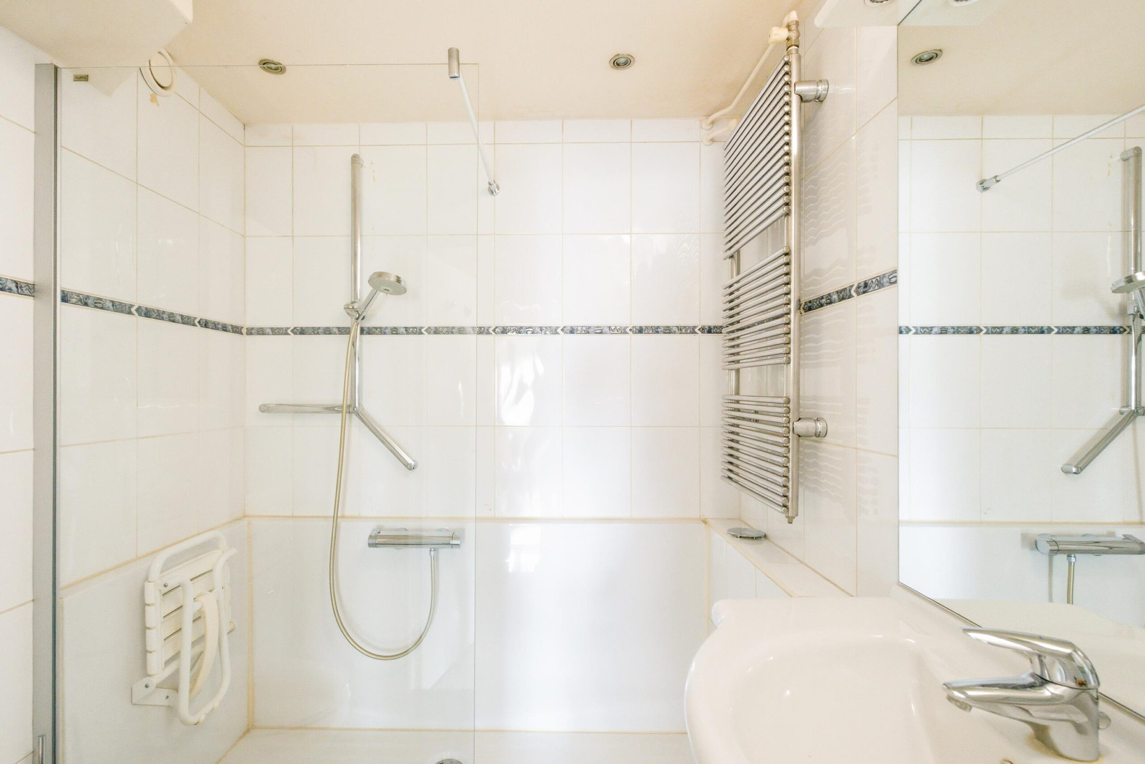 Appartement te koop: Julianaplantsoen 244, Diemen