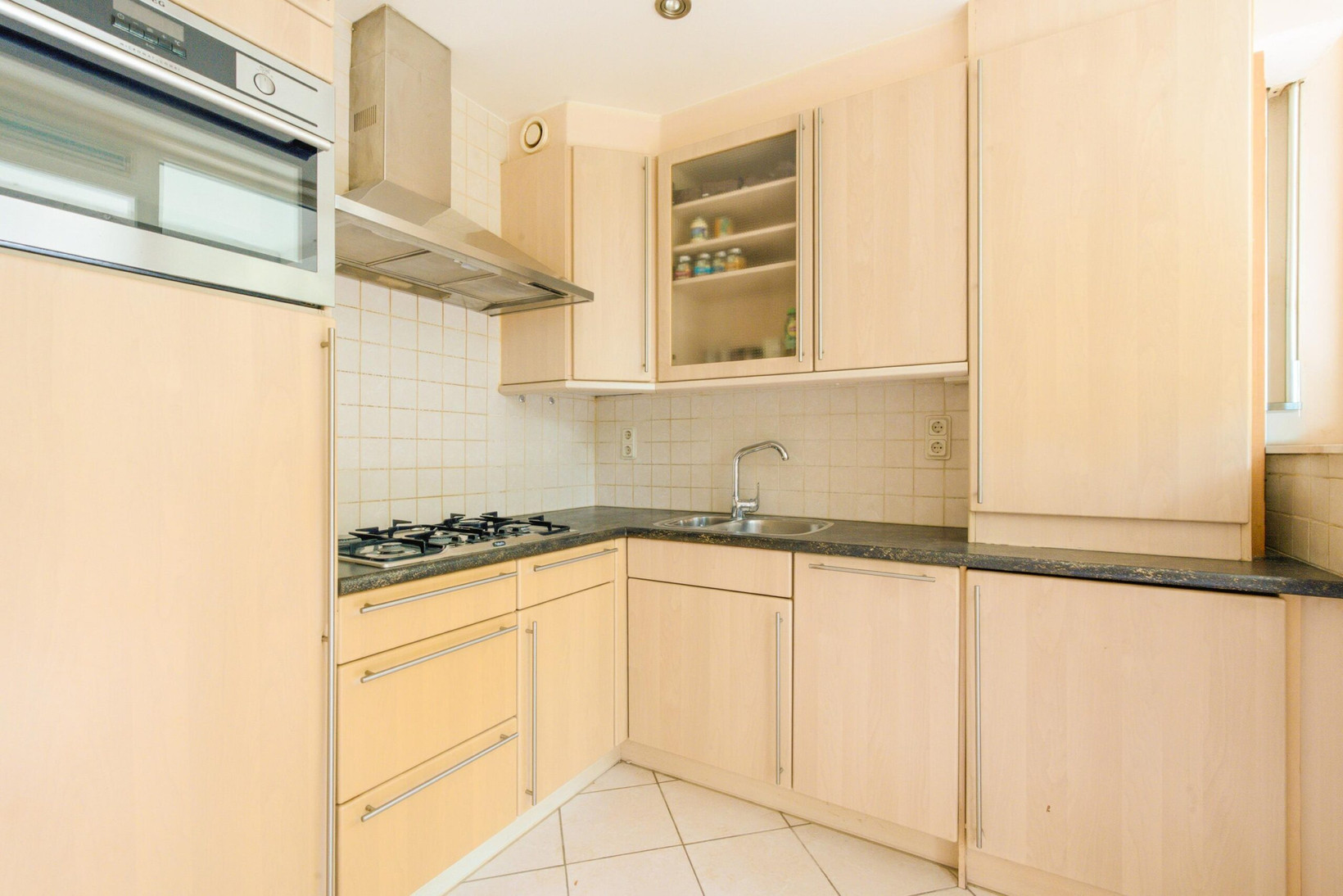 Appartement te koop: Julianaplantsoen 244, Diemen