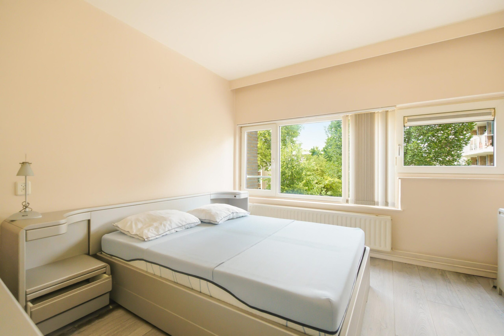 Appartement te koop: Julianaplantsoen 244, Diemen