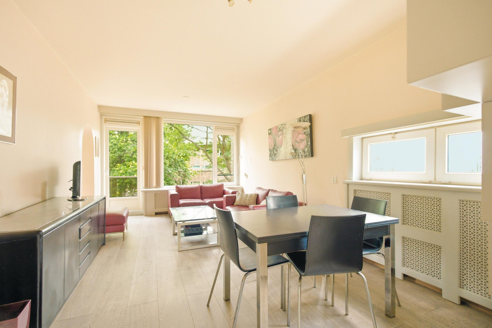 Appartement te koop: Julianaplantsoen 244, Diemen